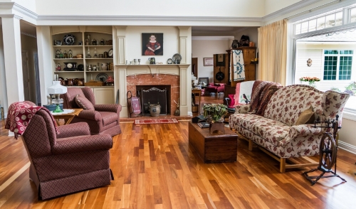 Tips To Cleaning A Wood Floor With A Buffer
